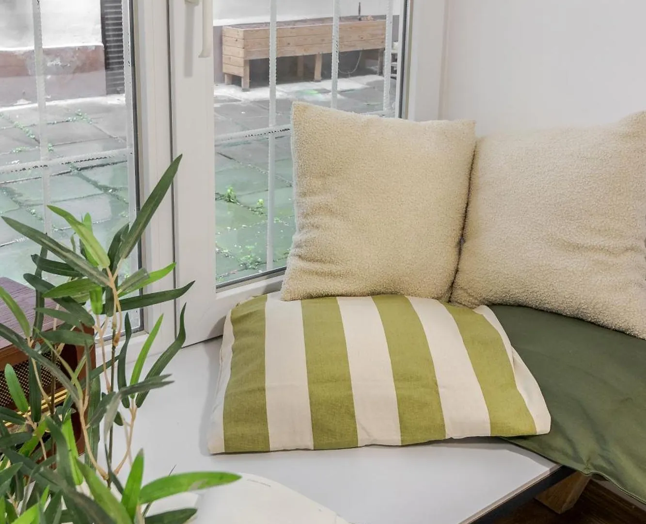 Є Світло Апартаменти Прожиття Lviv Apartment